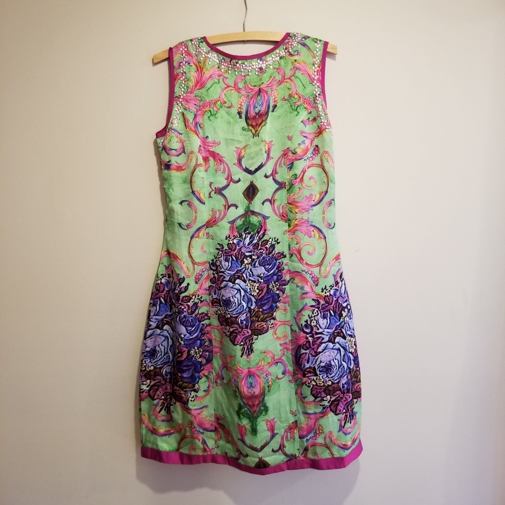 Sleeveless Dress with sparkly detail